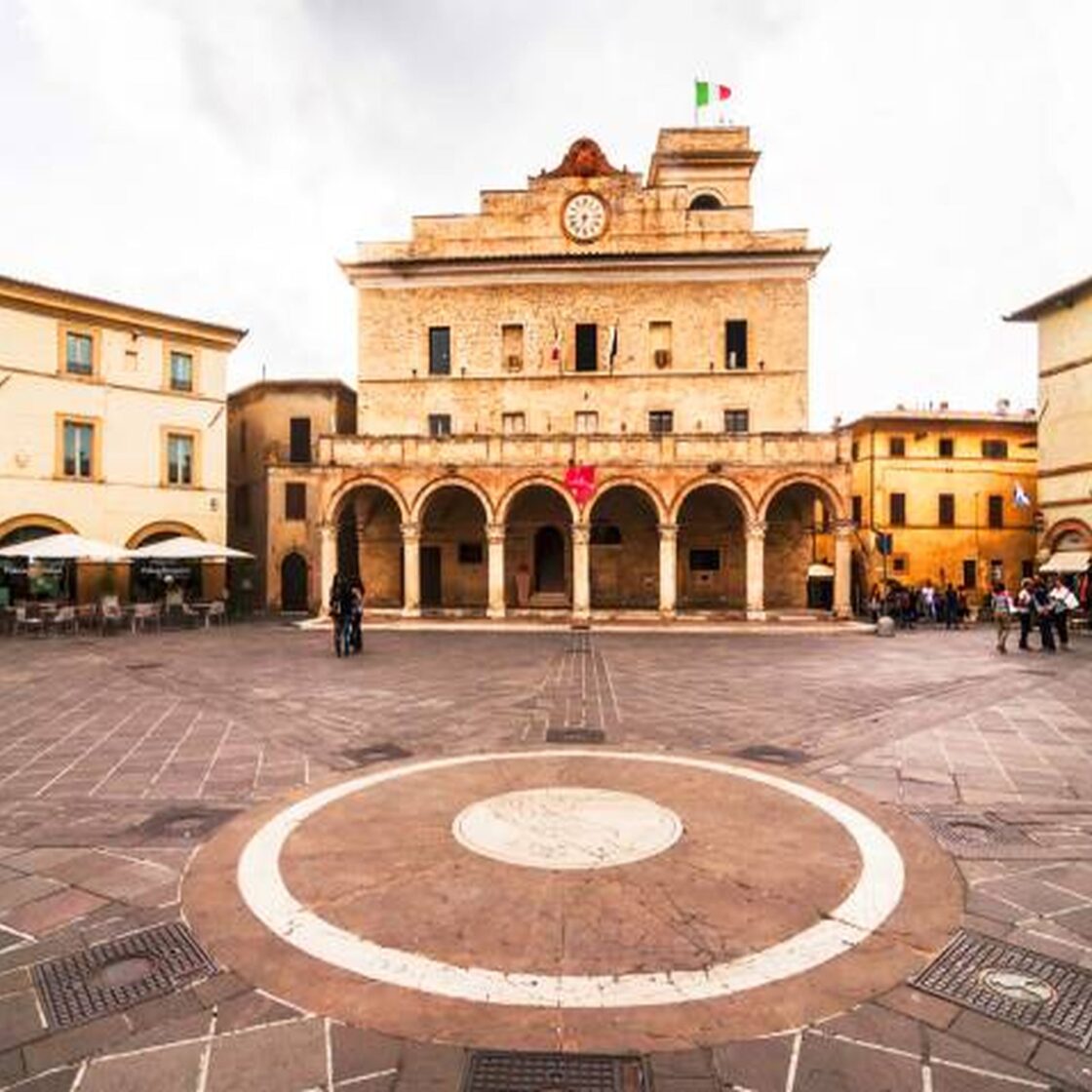 Montefalco Square