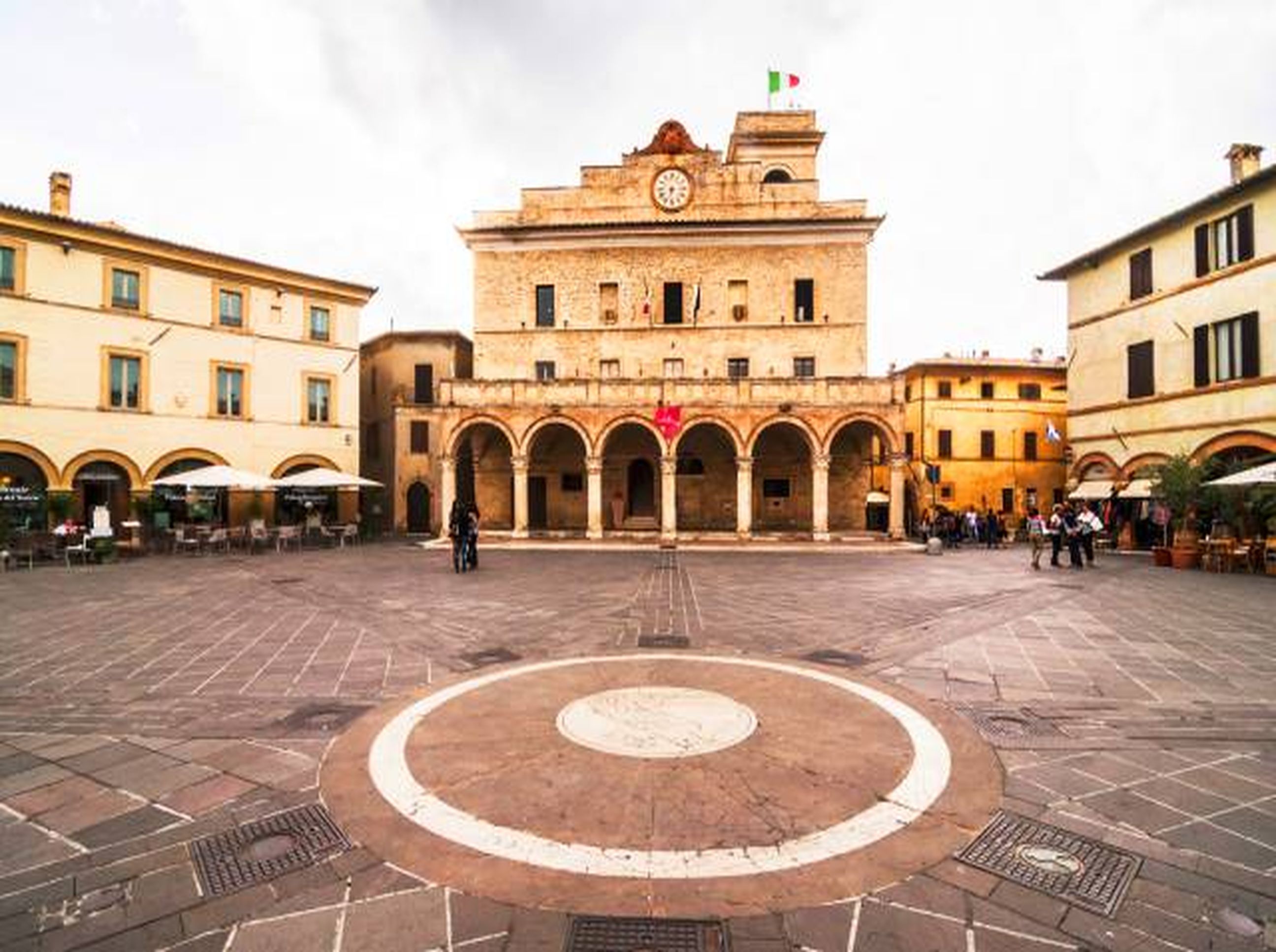 Montefalco Square